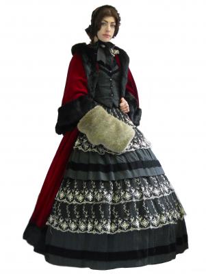 c195-dickensian-dowager